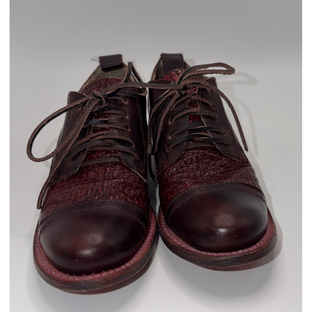 Freebird by Steven Mabel Distressed Leather Reptile Print Red Oxford Size 6 - Picture 3 of 8